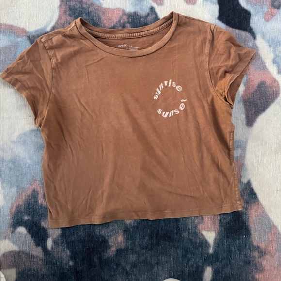 aerie Tops - Aerie Brown Crop Tee with Sunrise Sunset Design